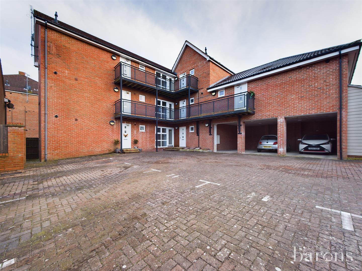 Basingstoke Estate Agents, Basingstoke For Sale, Barons Estate Agents. Barons Estate Agents